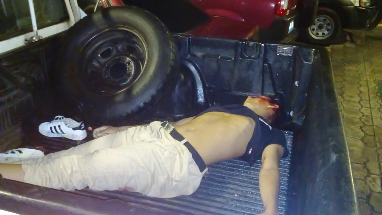 Microbus asaltado en Arce2