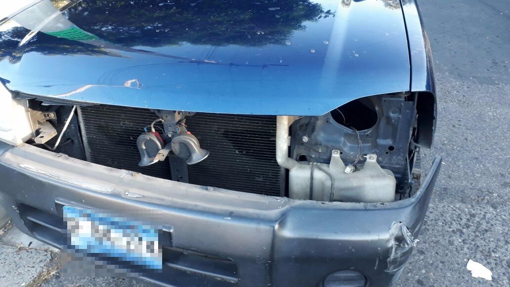 Carro policía choque