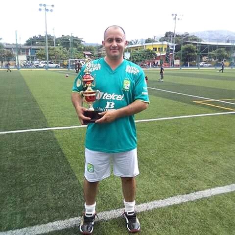 Agente encontrado semienterrado en Izalco