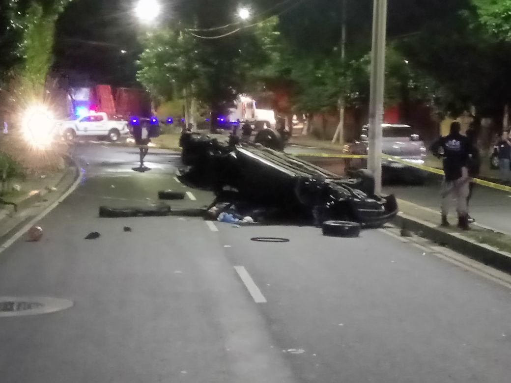 4BE455B6-20EA-4111-966E-60A39A688437