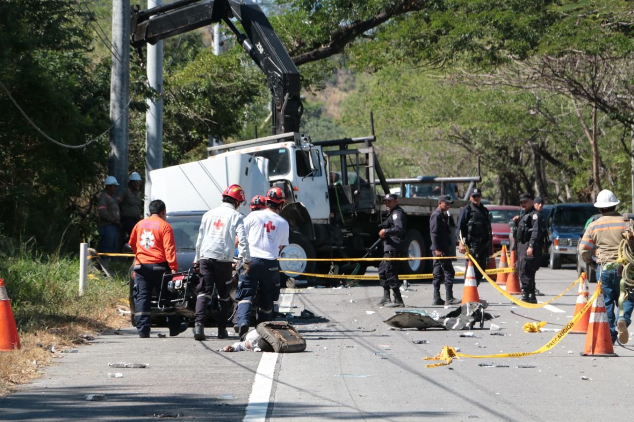Accidente en carretera a Comalapa