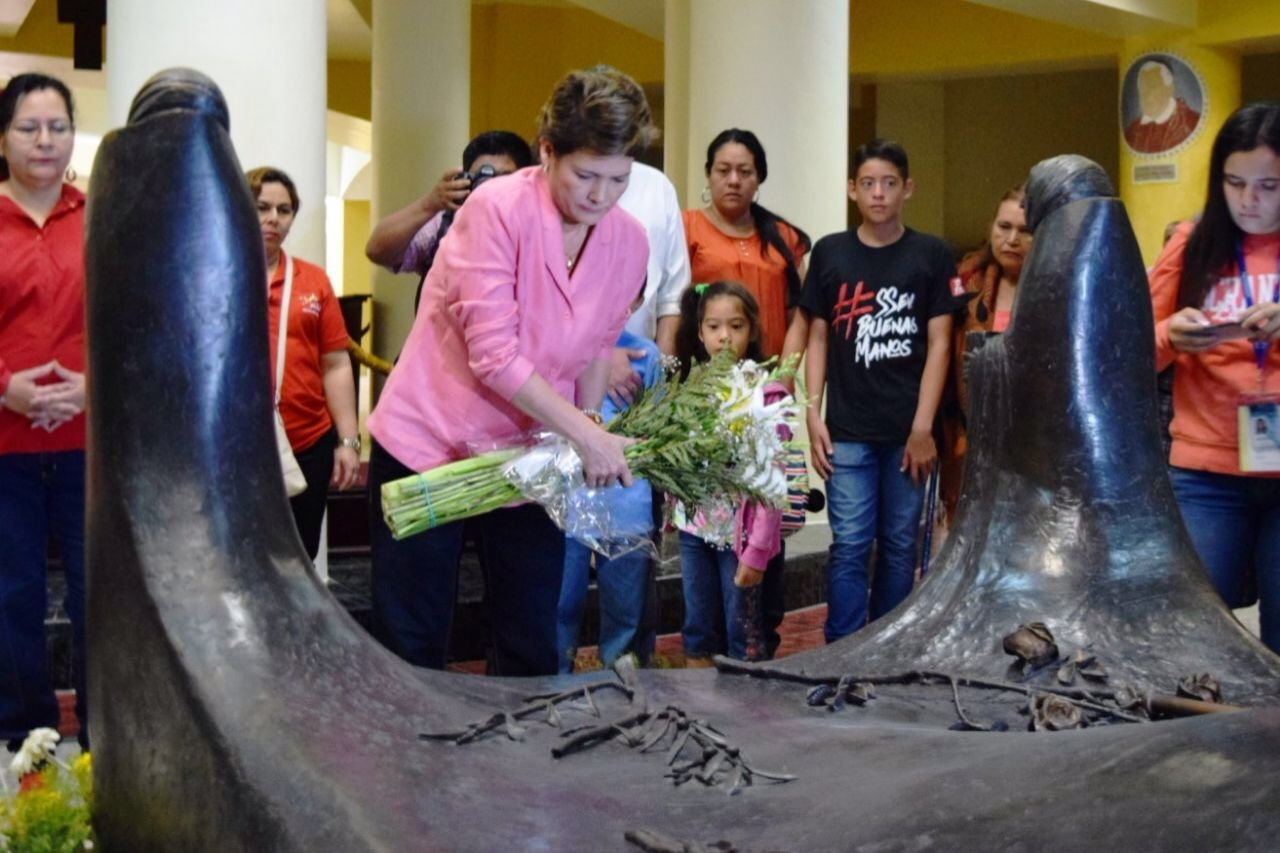 f96d0c20-bb44-42fa-a6c3-e981809f306e