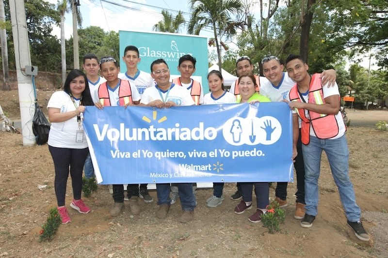 voluntarios walmart 1