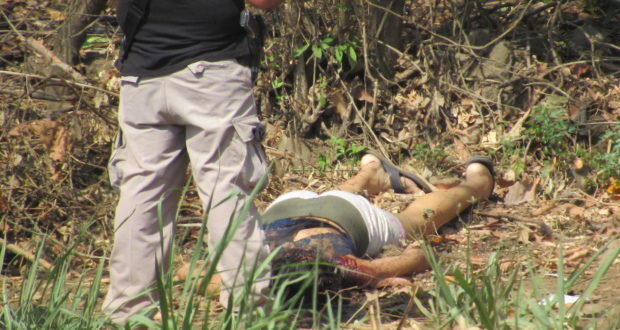 Travesti asesinado en Santa Elena
