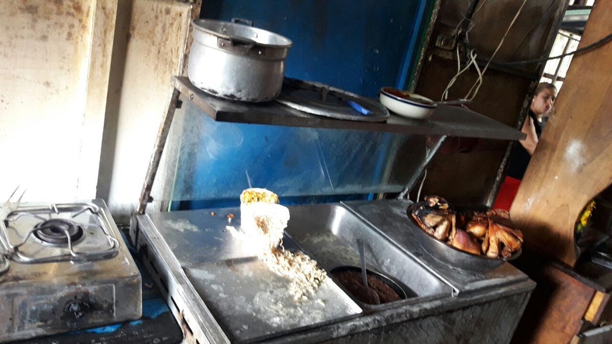 Comedor cerca de CSJ y Asamblea