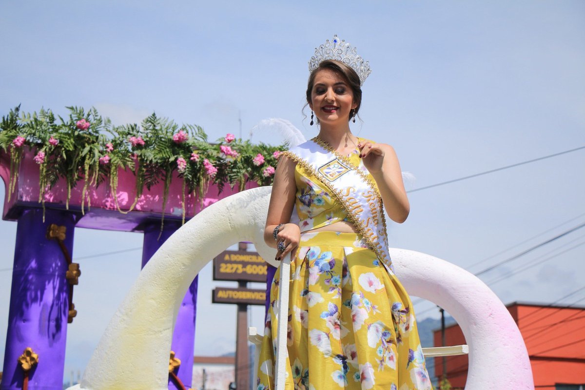Reina de las fiestas patronales de San Salvador 2018-2019