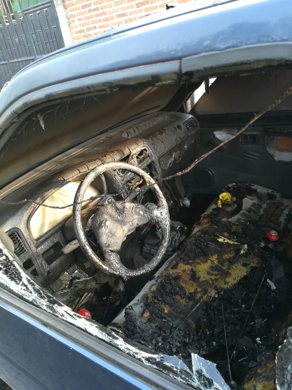 Carro con explosivos2