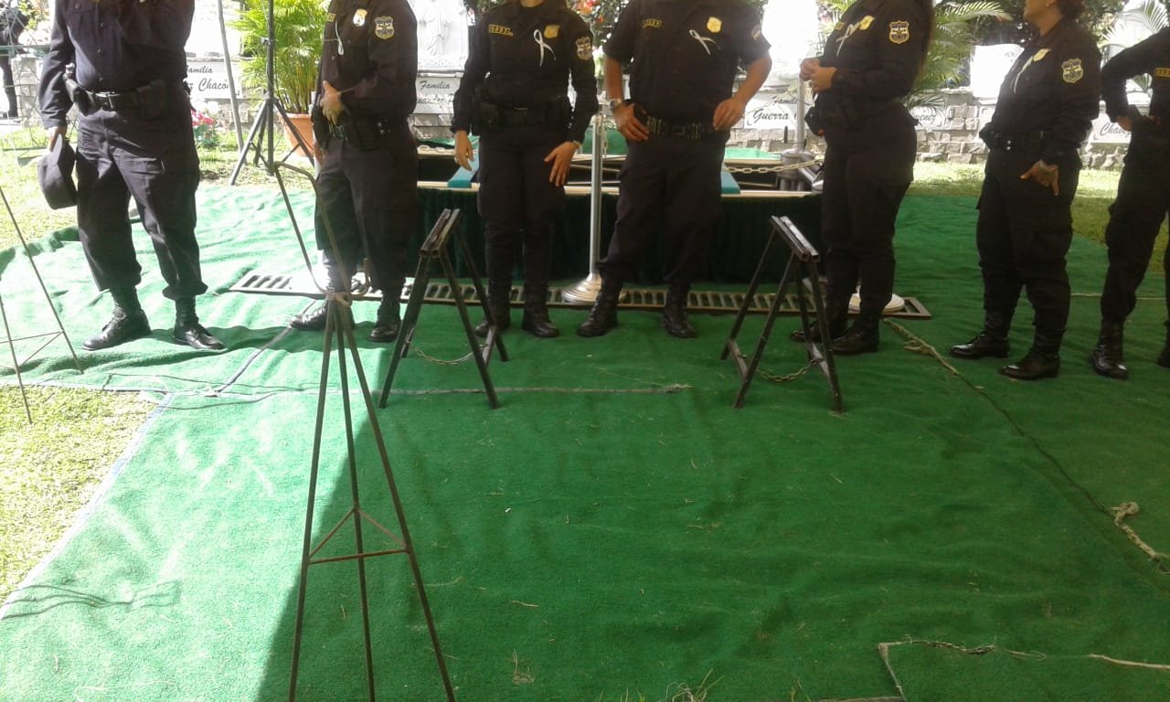 sepelio de carla ayala