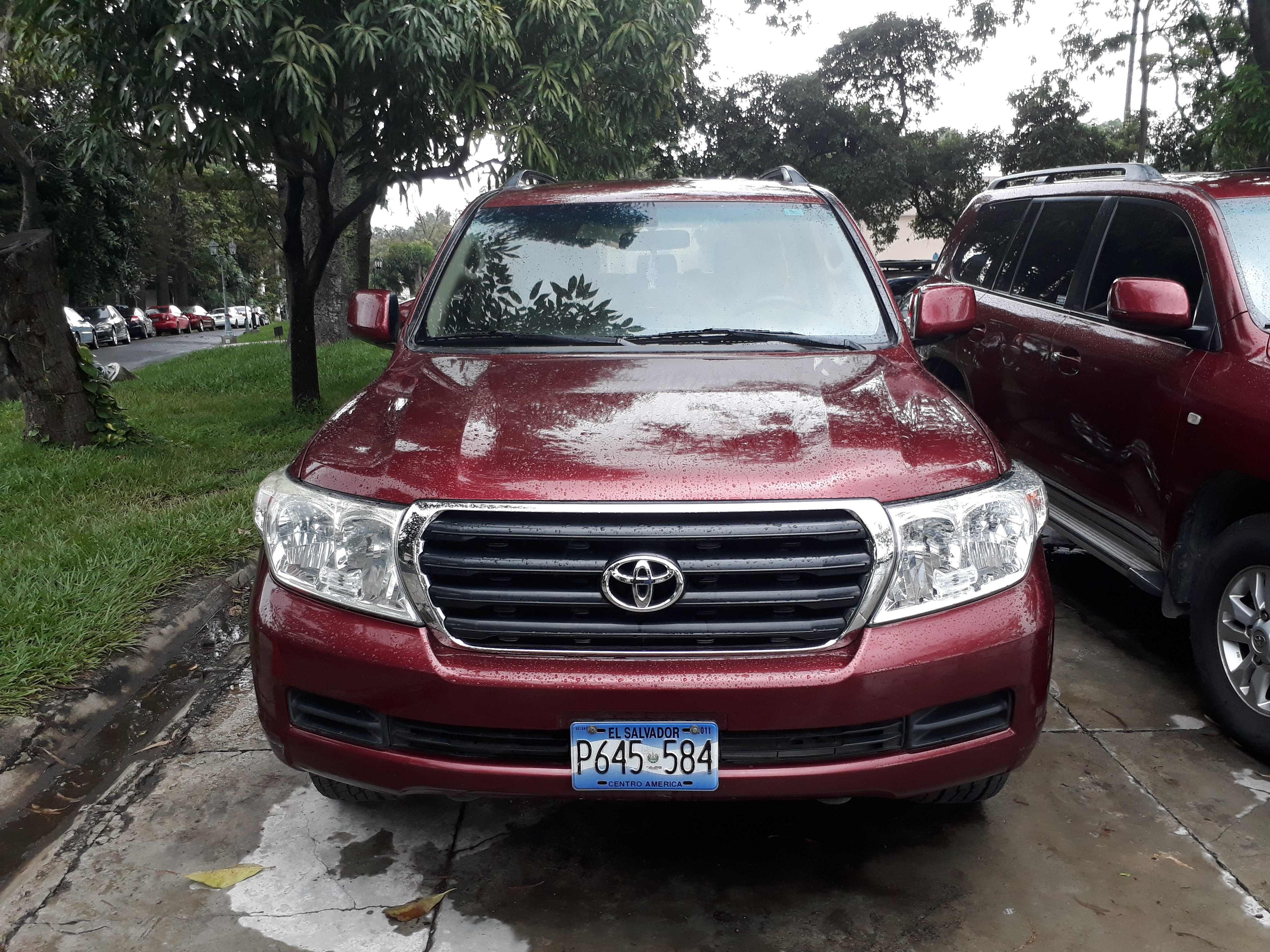 Camionetas rojas Asamblea