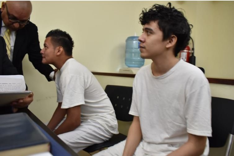 Wilber Carranza  y Axel Villalobos,  Samuel Rivas