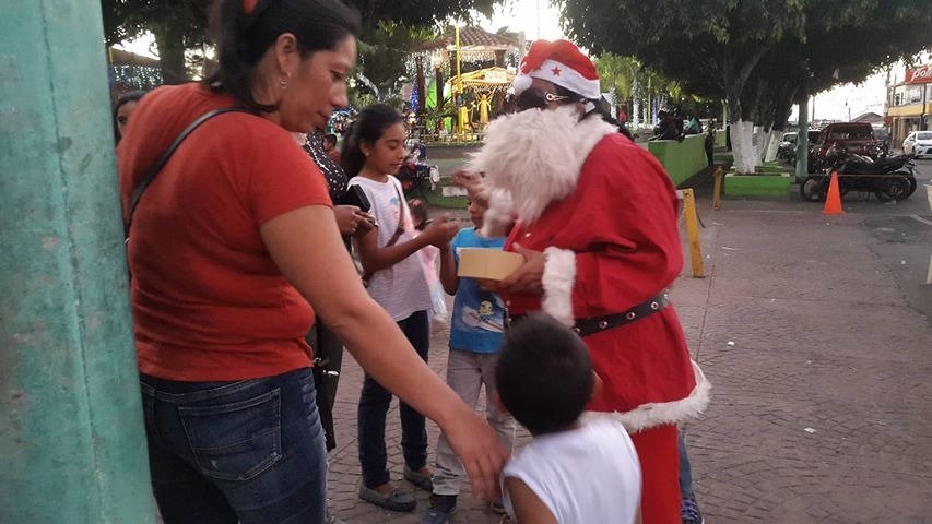 Abuela Santa Claus2