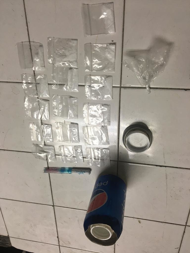 Cocaína en latas