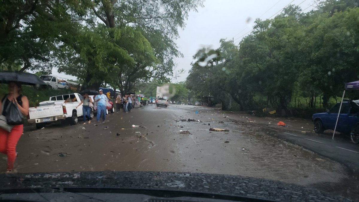 Calle inundada American Park