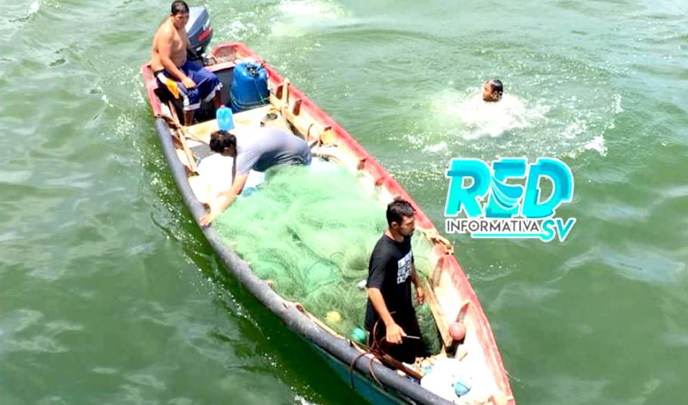 Lancheros Puerto de La Libertad 3