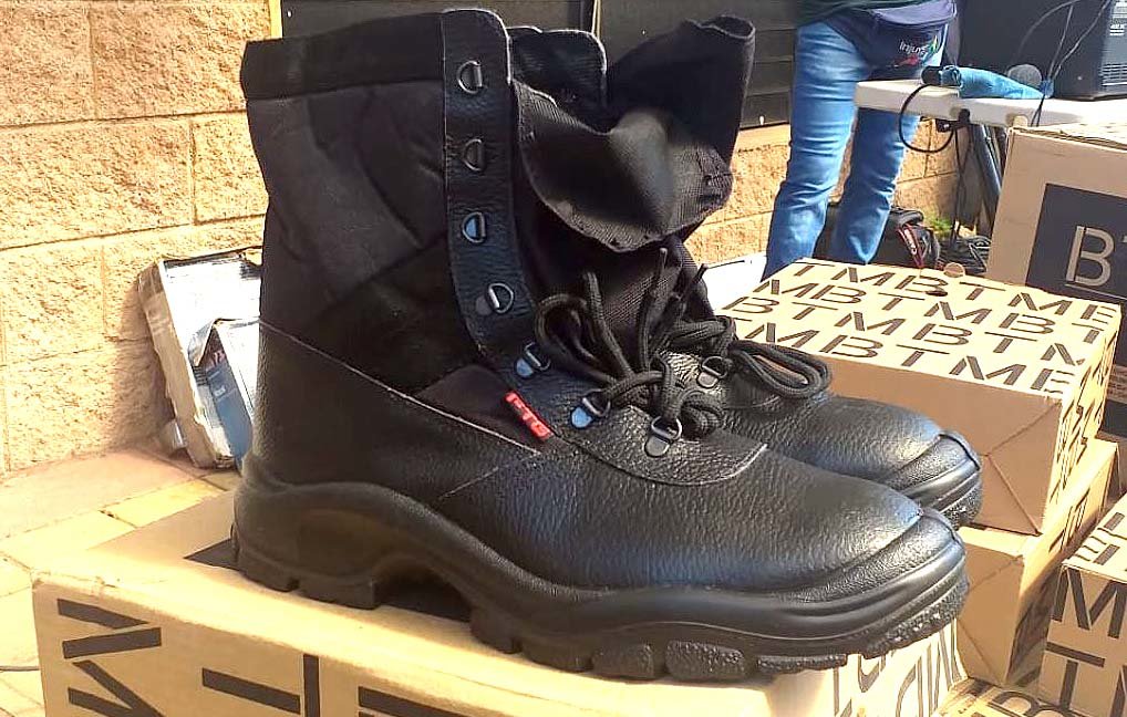 Botas y uniformes PNC 5