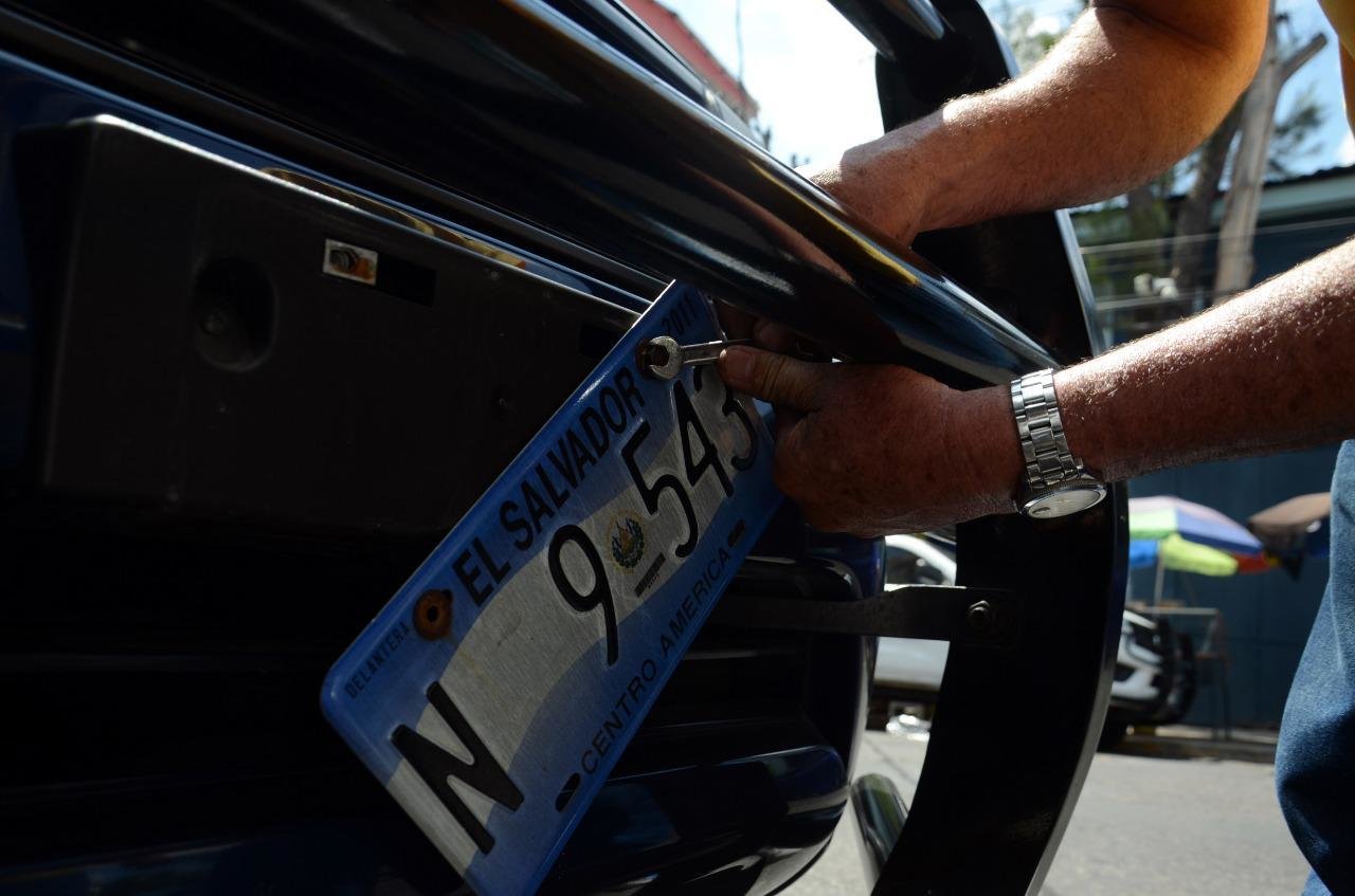 Placa del vehículo de Gobernación