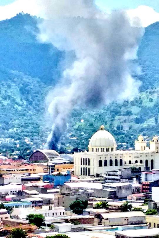 Incendio en comunidad El Carmen 5