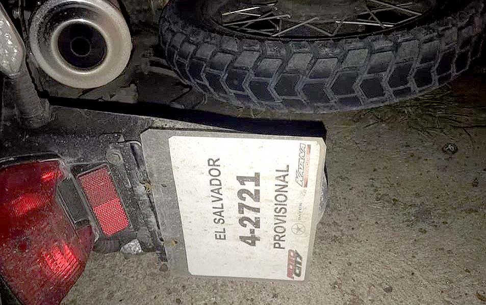 Motociclista murió al chocar contra un caballo en San Isidro 2