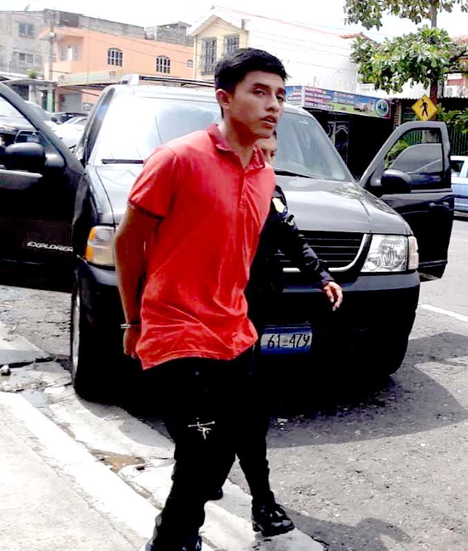 Camioneta Santa Tecla 2