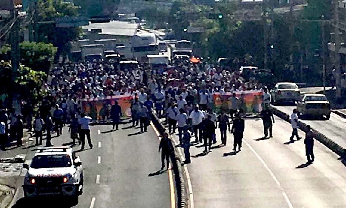 Comerciantes de La Tiendona 3