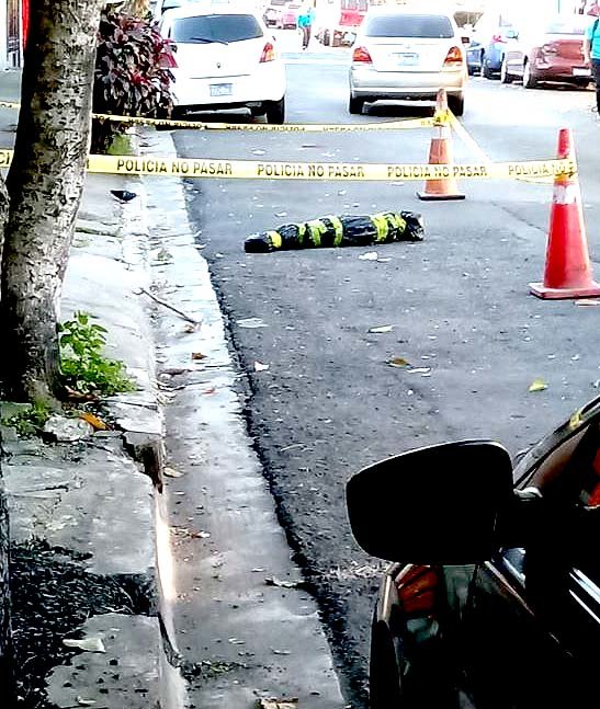 Bolsas encontradas en Santa Tecla que tenían forma humana 1