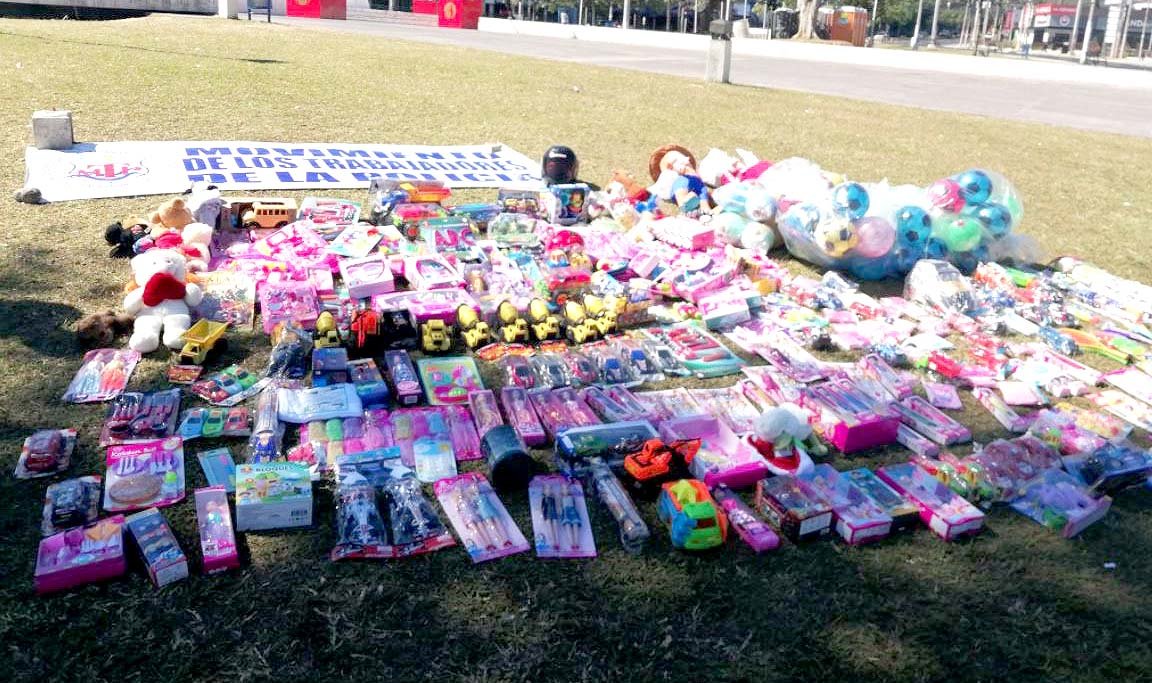 Donativo de juguetes Movimiento de los Trabajadores de la Policía 1