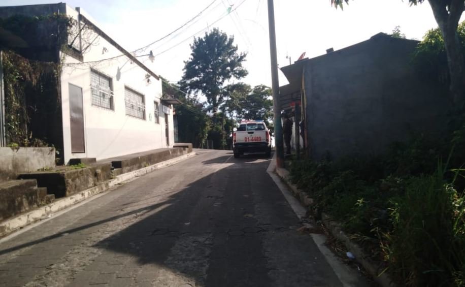 Allanamientos en Zacate