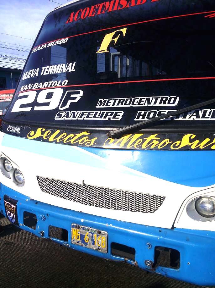 Menor muere arrolalda por buseta de la ruta 29-F 3