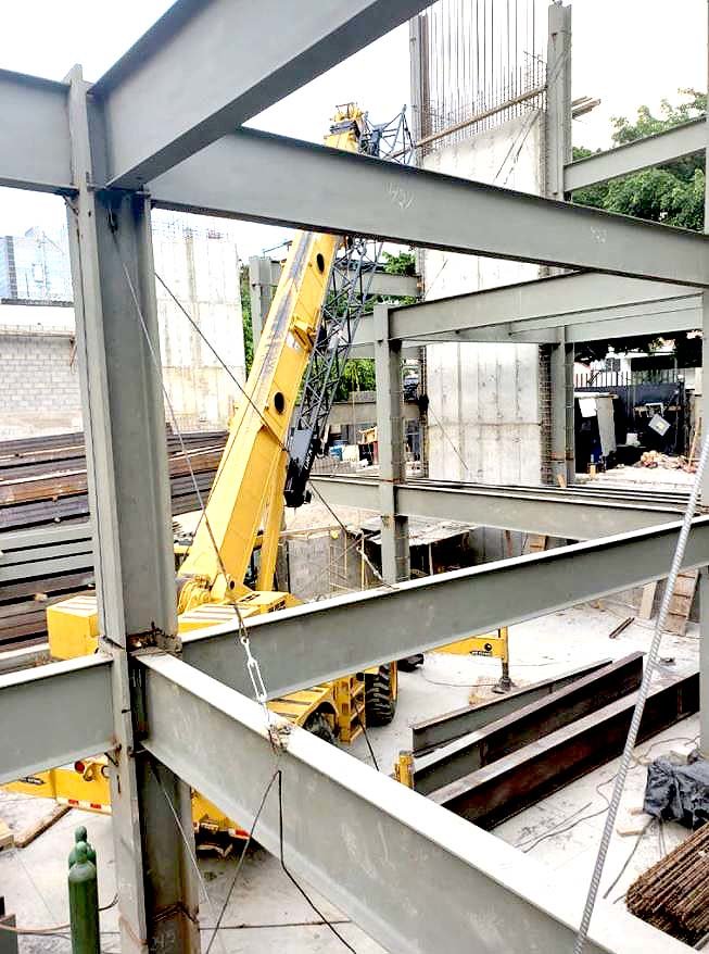 Realizan inspección en construcción donde se accidentaron los obreros 2