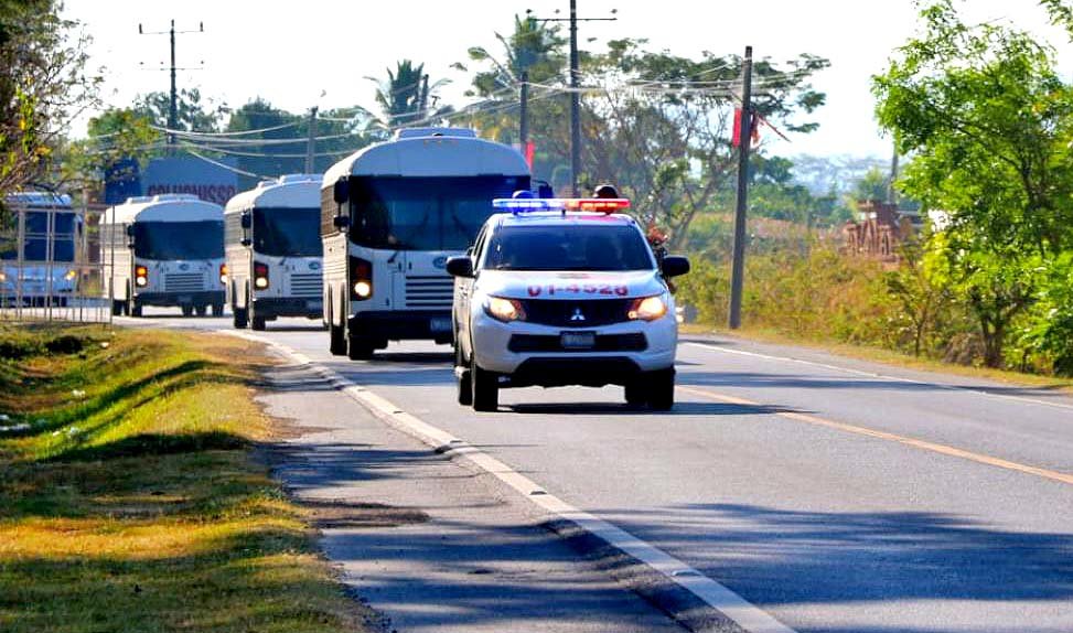 Traslado de reos de Chalatenango hacia Morazán