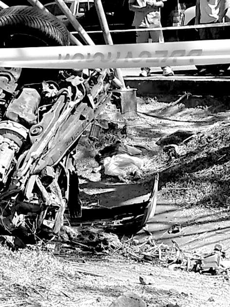 Niña de tres años muere en accidente autopista a Comalapa 5