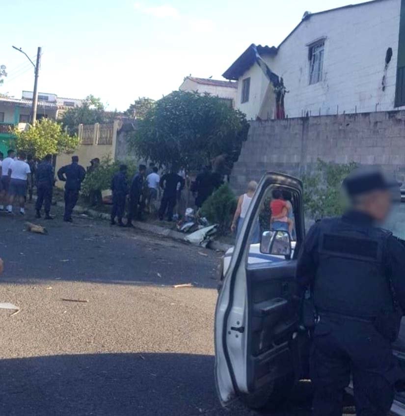 Avioneta en Ilopango PNC en el lugar