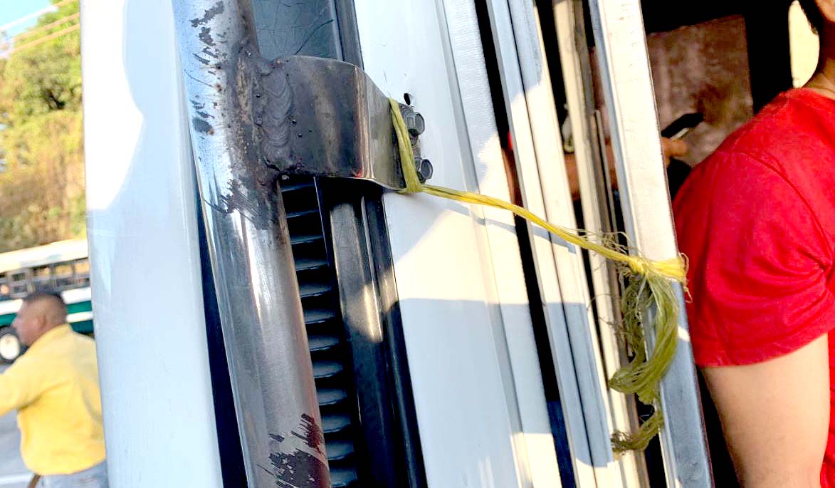 Usuarios ponen en riesgo su vida en ruta 152 2