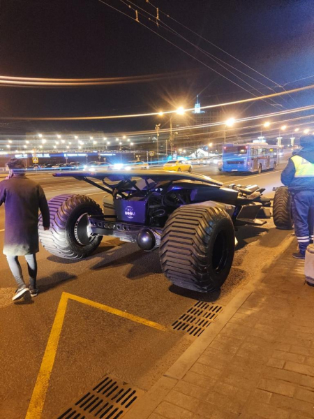 Batimovil en Moscú 4