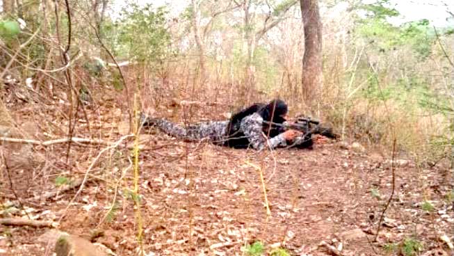 PNC busca a pandilleros hasta en cuevas de San Juan Opico 4
