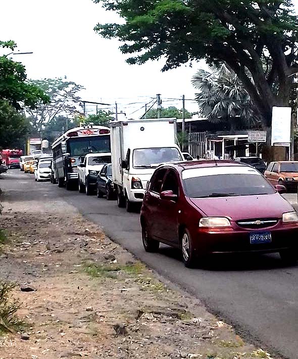 Calle a Ichanmiche Zacatecoluca La Paz