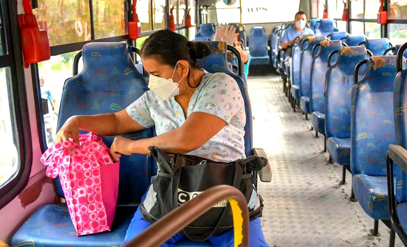 Personal de Salud en unidades del transporte 7