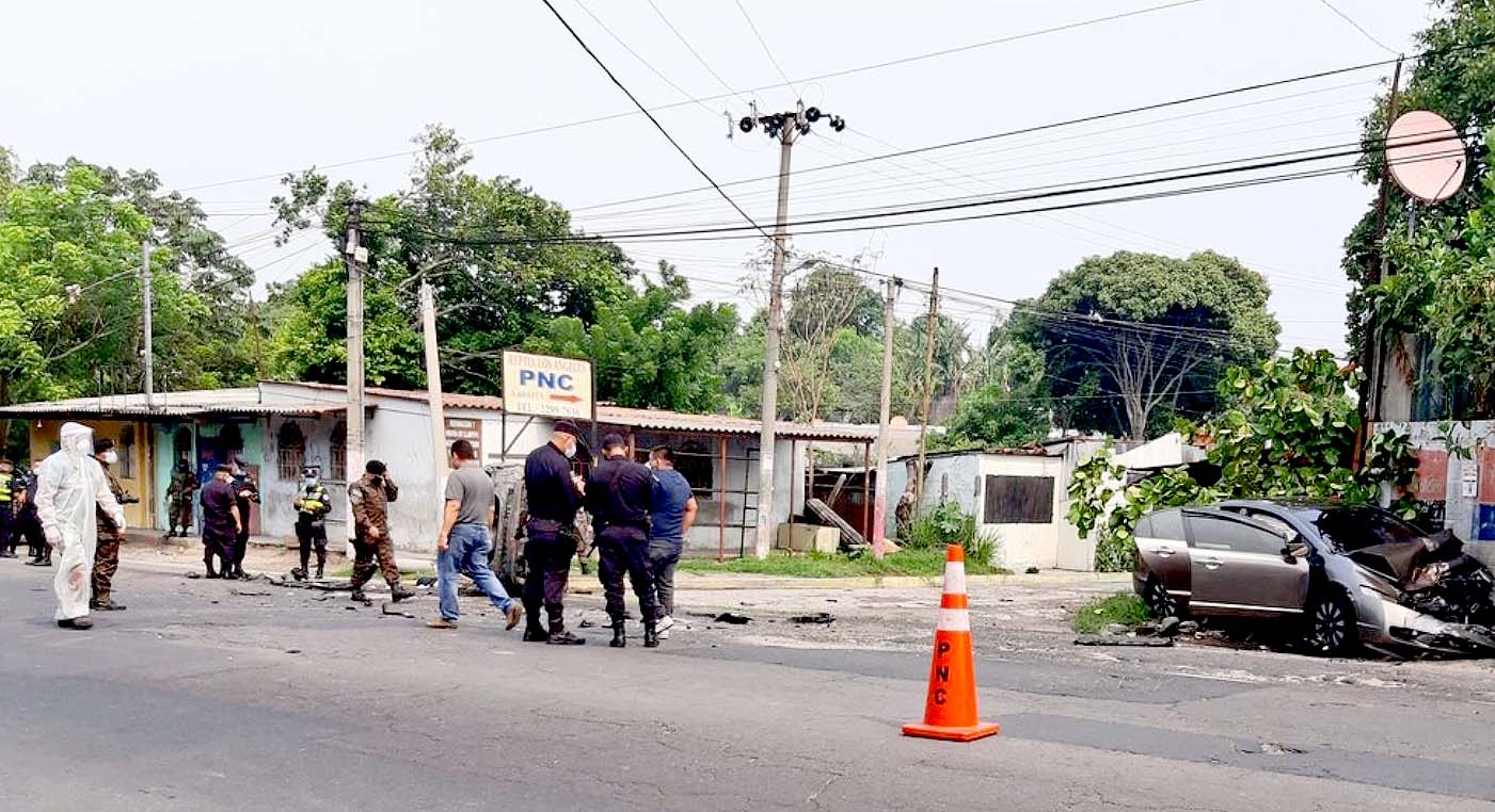 Dos muertos en accidente en San Martín foto TVNE