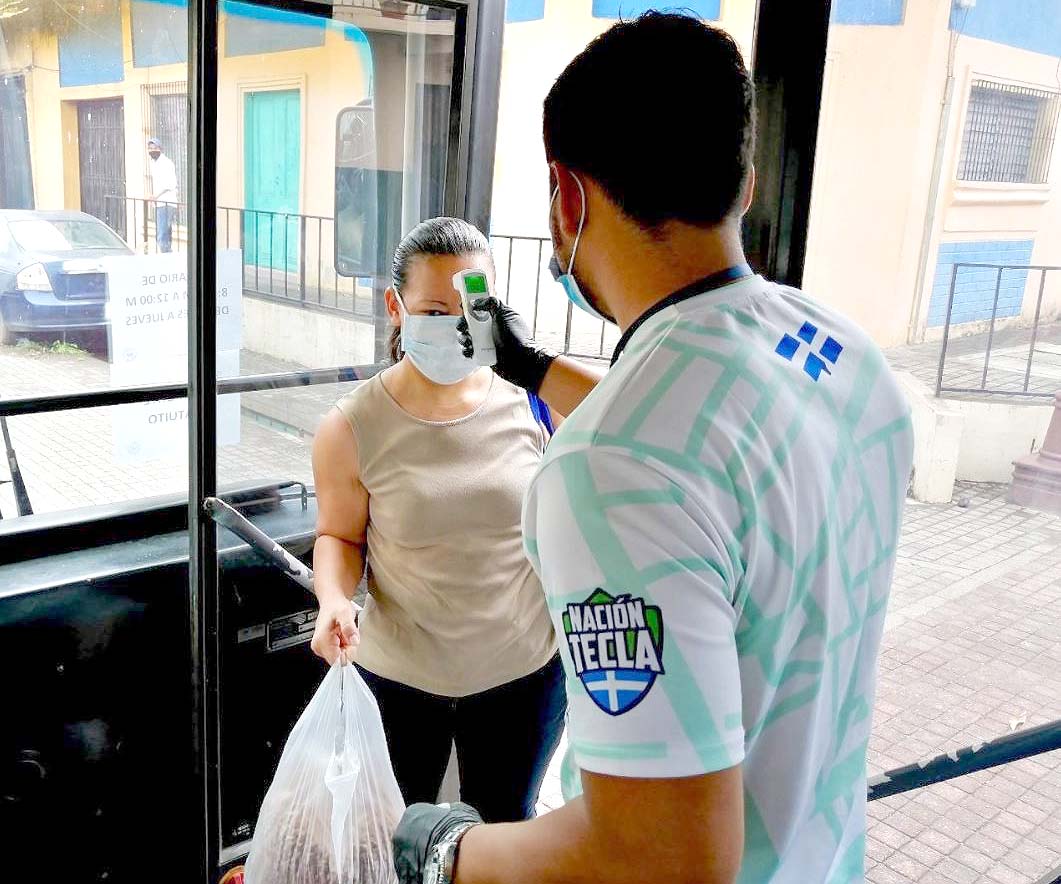 Servicio gratuito de bus municipal para tecleños 1