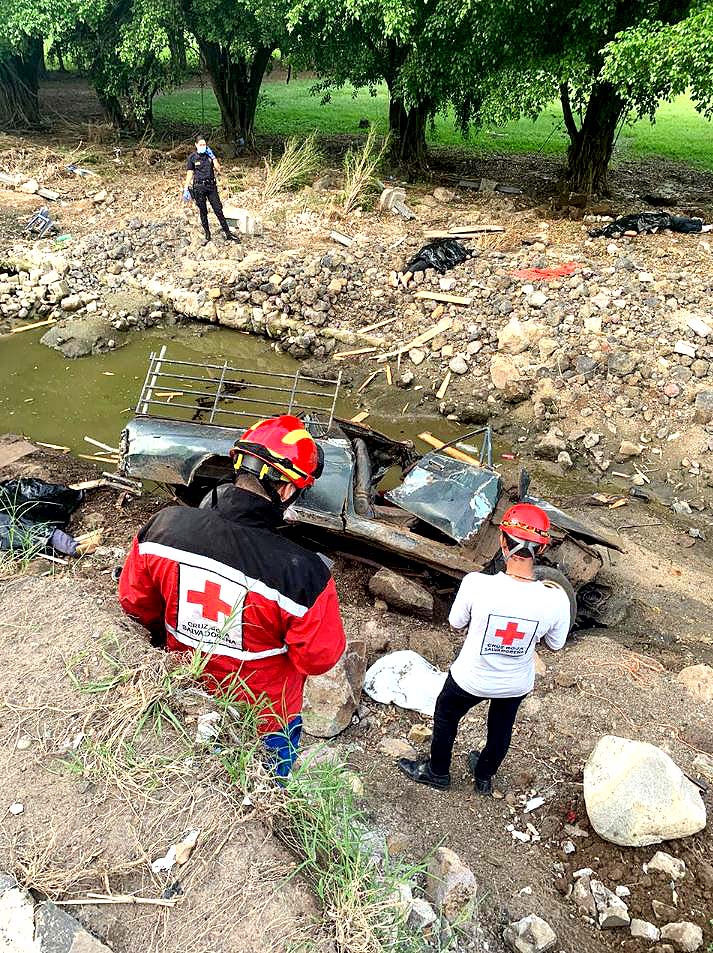Tres muertos en Aguilares al accidentarse en la Troncal del Norte 5