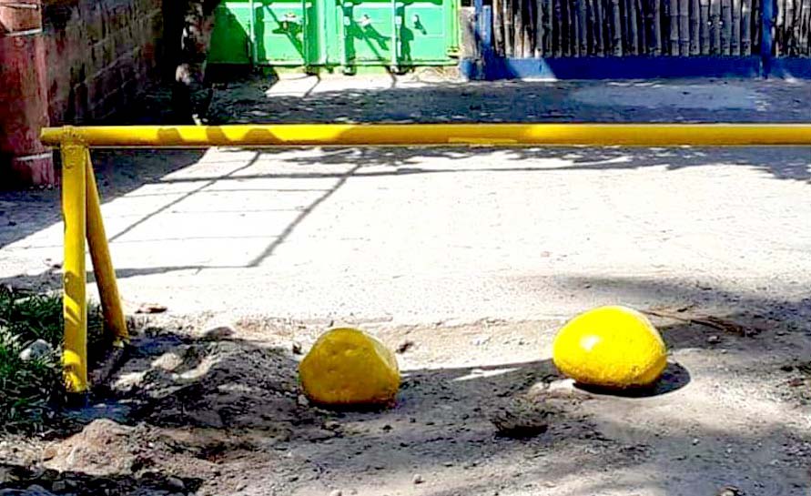 Colocan estructuras de hierro para evitar acceso al Maleón del Puerto Foto tomada de alcaldía de La Liberta 2