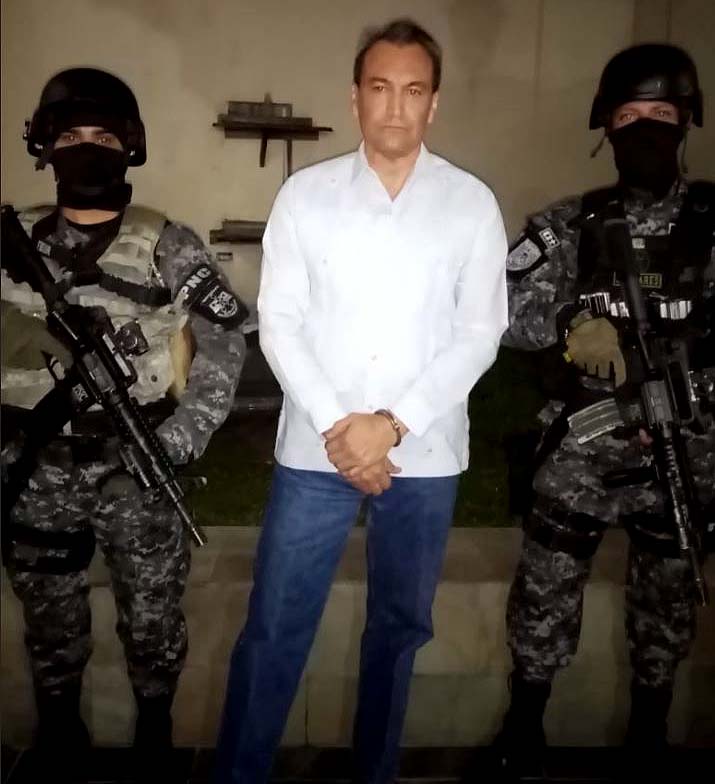 Capturan a exministro de Defensa José Atilio Benítez Foto tomada de la RRSS de Fiscalía