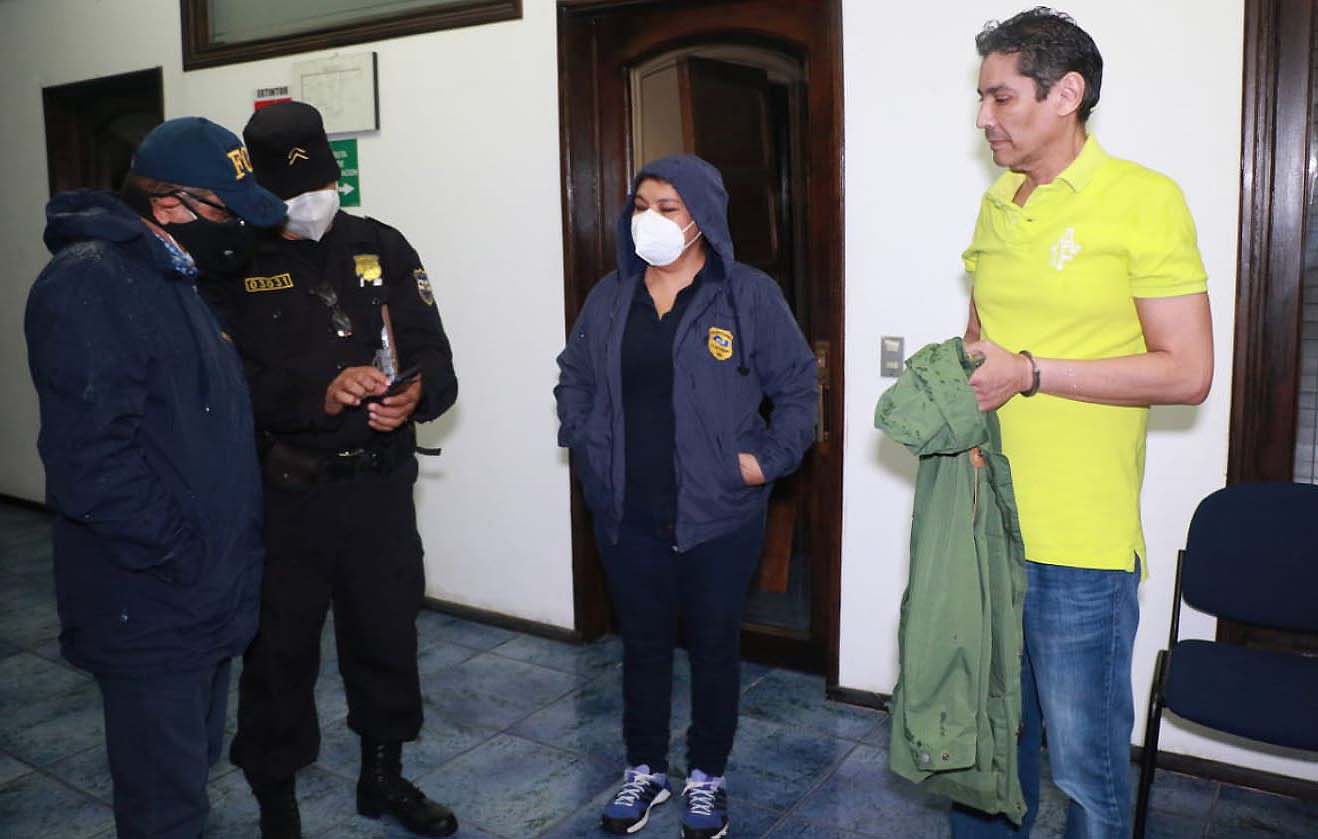 Capturan a Gustavo López Davidson Foto tomada de la RRSS de la Fiscalía 1