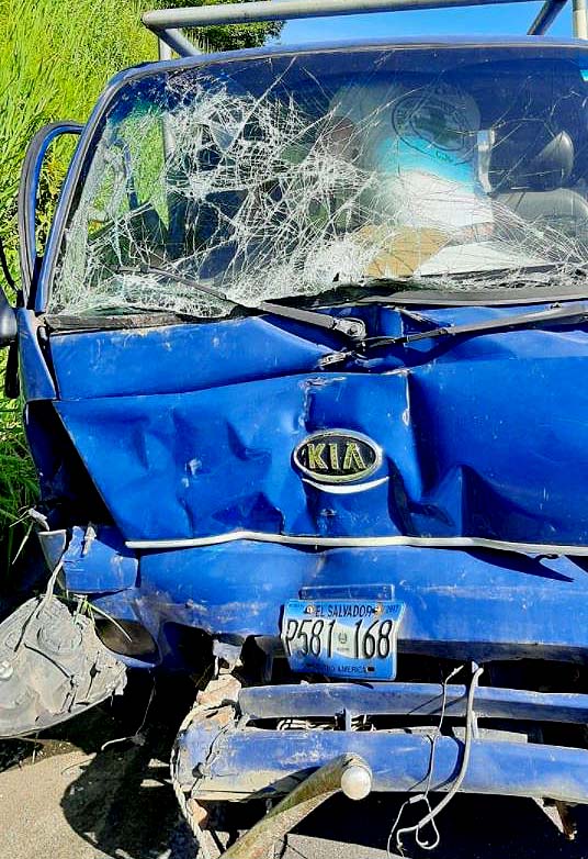 Accidente en carretera de Oro Fotos tomadas de Cruz Verde 3