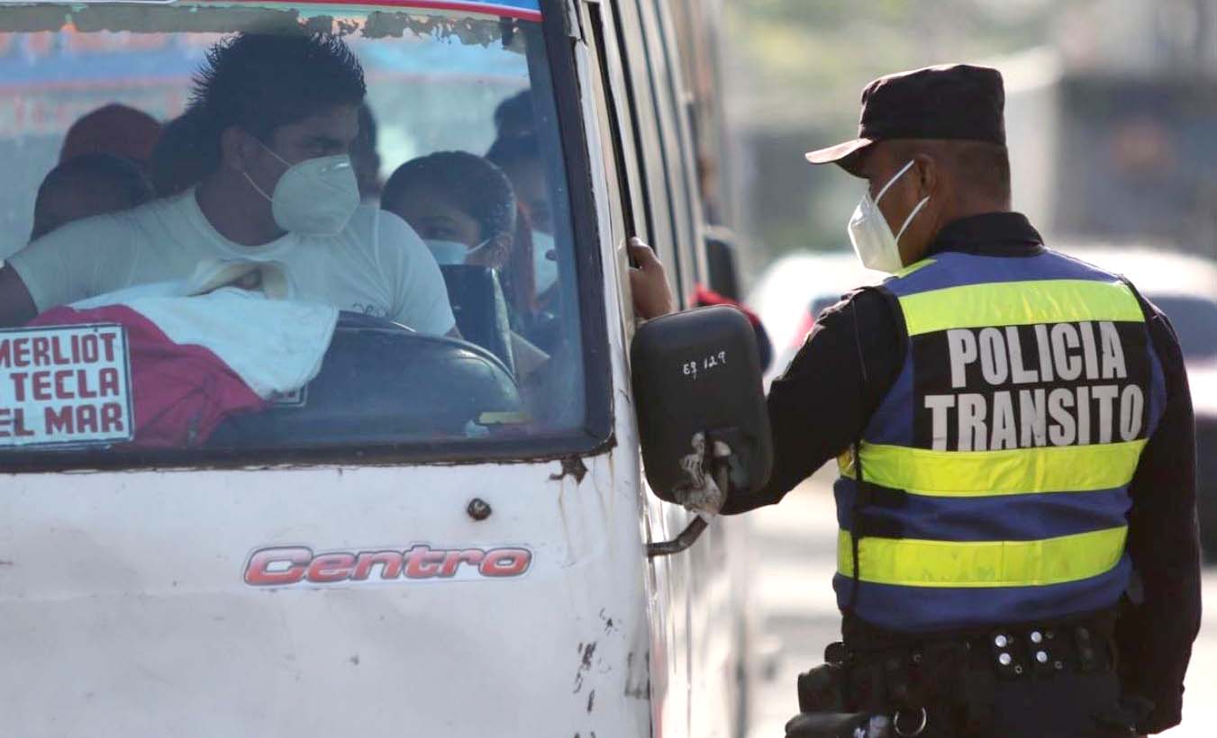 Transporte público inicia operaciones Foto tomada de la Secretaría de Comunicaciones de la Presidencia 4