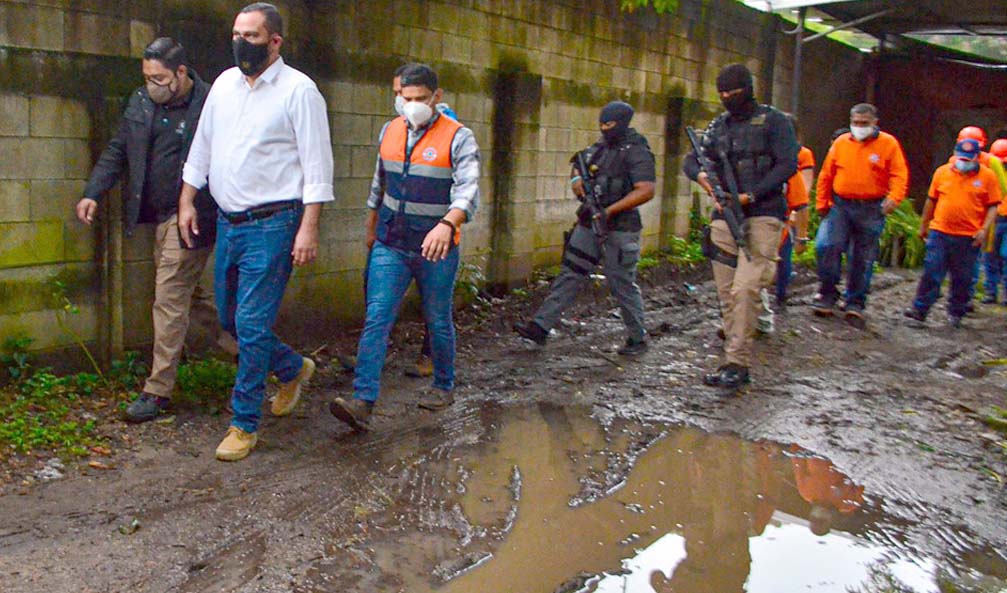 Realizan limpieza en quebrada El Garrobo de San Salvador Fotos Secretaría de Prensa de la Presidencia 4