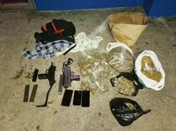Armas y drogas en San Jacinto