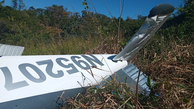 Avioneta accidentada  2