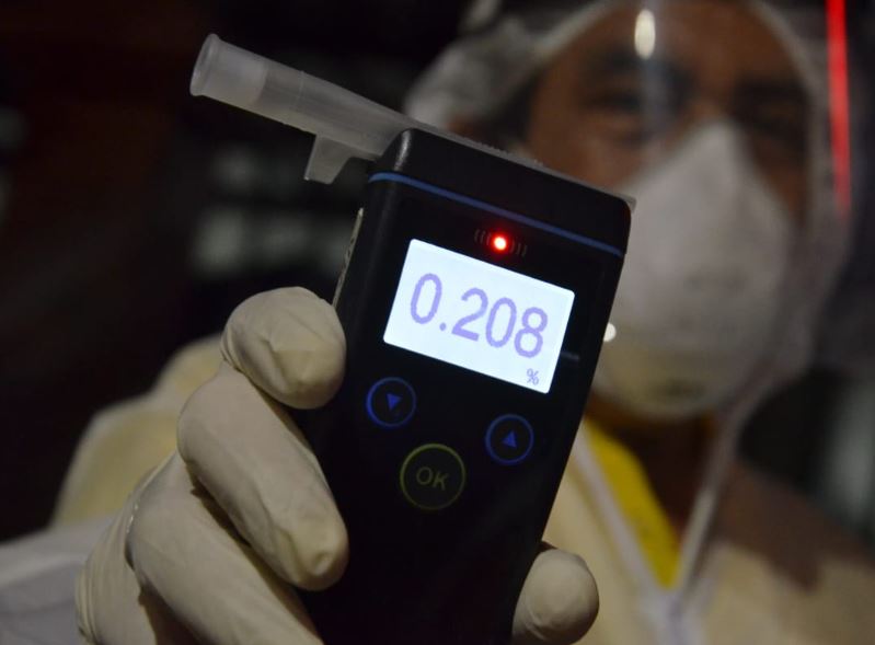 208 grados de alcohol