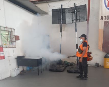 Fumigacion en Gimnasio Adolfo Pineda2